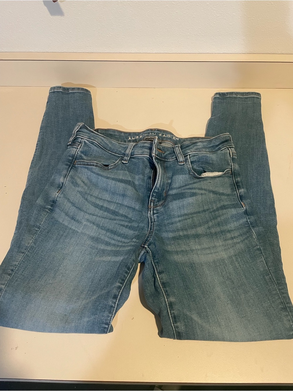 American Eagle Outfitters Women’s Light Blue Skinny Jeans